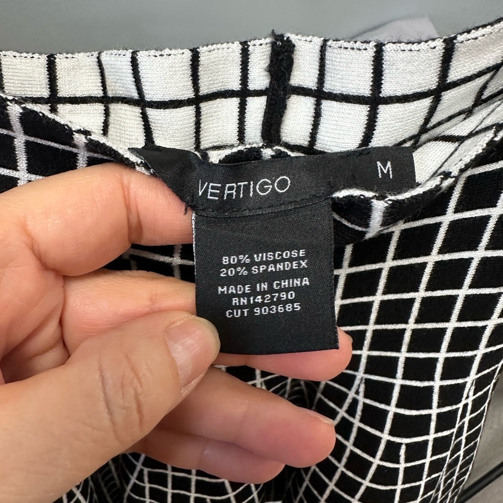 Vertigo Fit & Flare Grid Skirt – Size M - Picture 5 of 5
